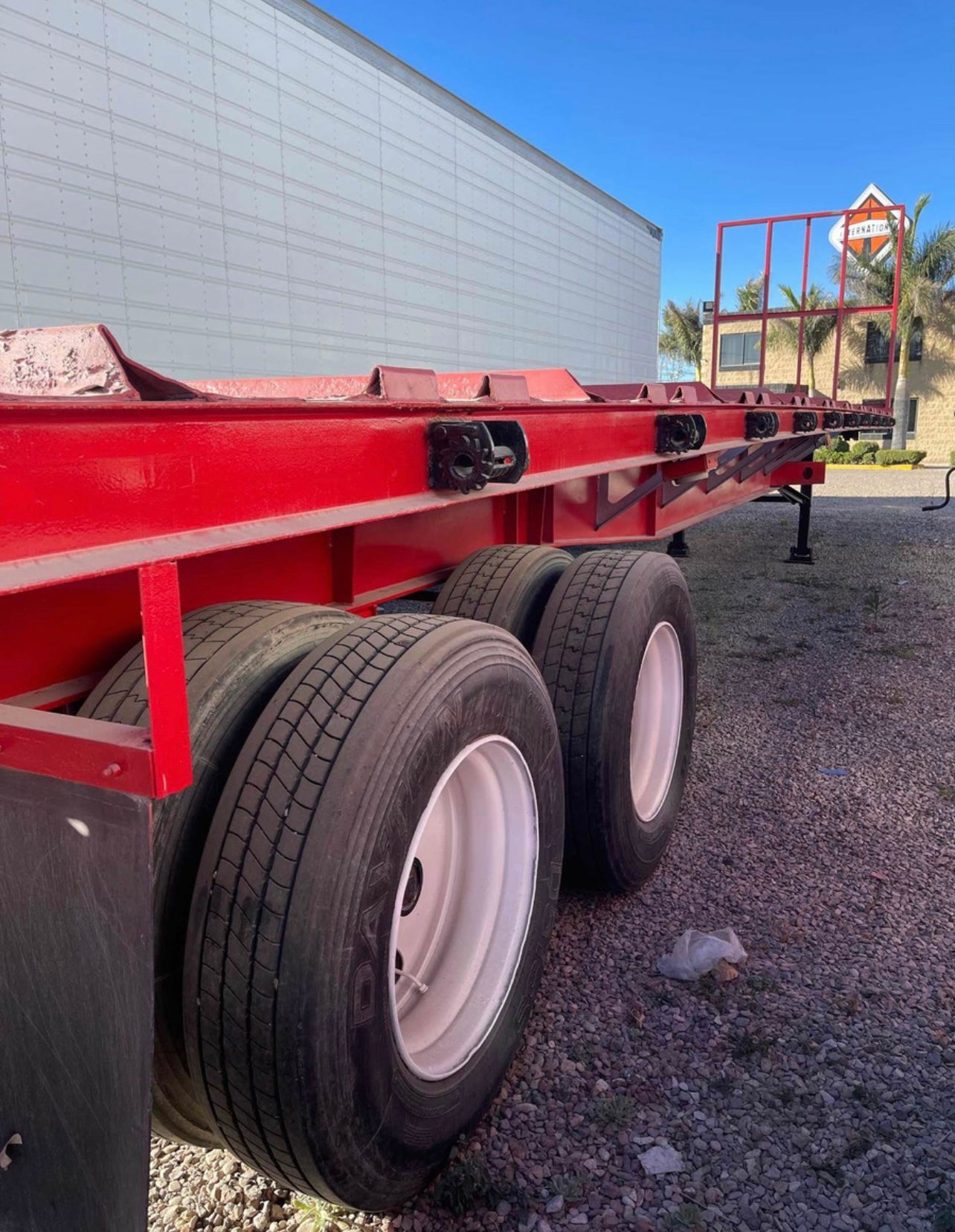 Plataforma 48, para Casetas de Pollos Viking